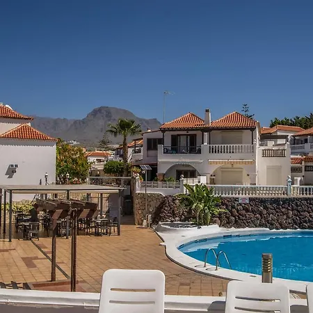 Paraiso Royal Apartment